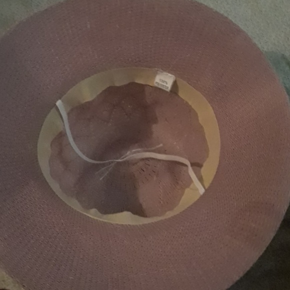 Hat - Picture 2 of 3